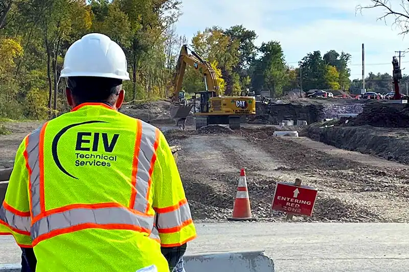 An EIV Worker on the Champlain Parkway Project in October of 2022